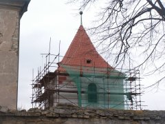 pohled zezadu zprava