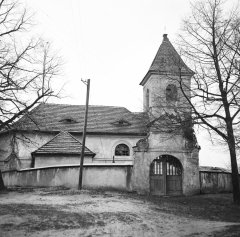 starší foto kostela