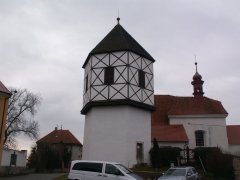 pohled zepředu zleva