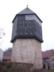 pohled zezadu zprava