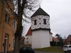 pohled zezadu zleva