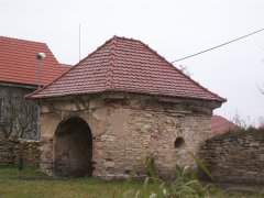 pohled zepředu zprava