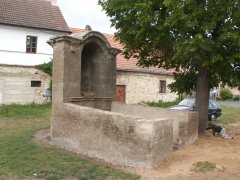 pohled zepředu zleva