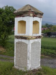 pohled zezadu zleva