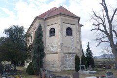 pohled zezadu zprava