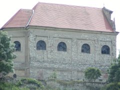 pohled zleva