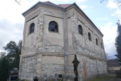 pohled zezadu zleva