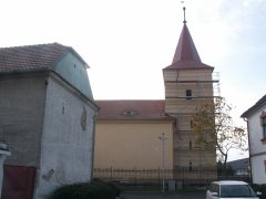 pohled na přední část zleva