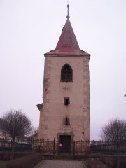 průčelí kostela