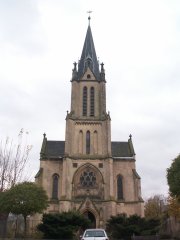 průčelí kostela