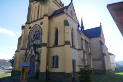 pohled zepředu zprava