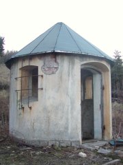 pohled zepředu zleva