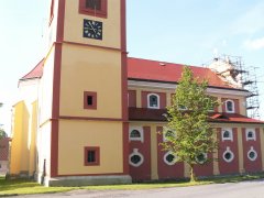 pohled na zadní část zleva