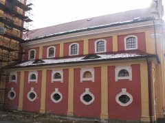 pohled zleva