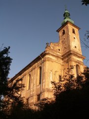 pohled zezadu zprava