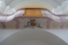 pohled do interiéru - kruchta