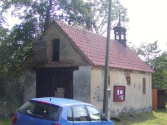 pohled zezadu zleva