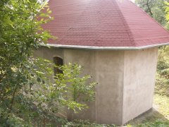 pohled zezadu zprava