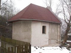pohled zezadu zleva