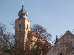 pohled zepředu zprava