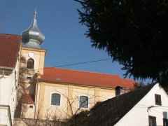 pohled zprava