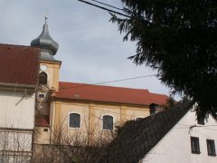 pohled zprava