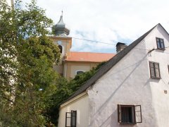 pohled na přední část zprava