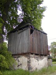 pohled zezadu zleva