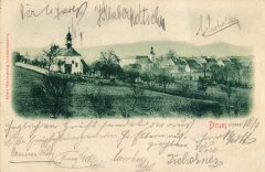 dobová pohlednice vsi s kostelem (vpravo)