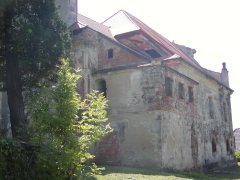 pohled zezadu zleva
