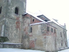 pohled zezadu zleva