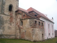 pohled zezadu zleva