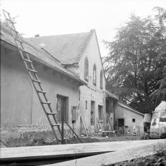 myslivna u kostela