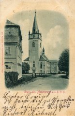 kostel na dobové pohlednici