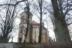 pohled zepředu zprava