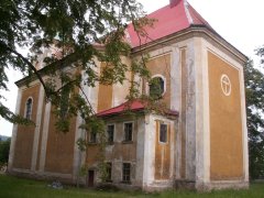 pohled zezadu zprava