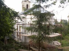 pohled zezadu zprava