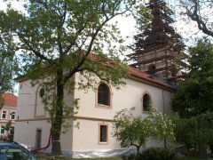 pohled zezadu zleva