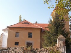 pohled zleva
