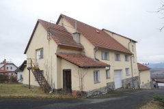 pohled zezadu zleva