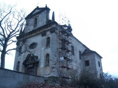 pohled zepředu zprava