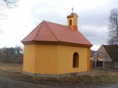 pohled zezadu zleva