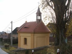 pohled zezadu zprava