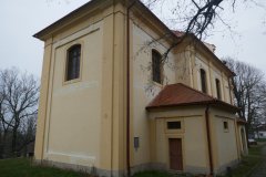 pohled zezadu zleva