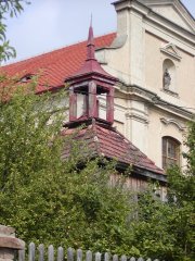 pohled zezadu zprava