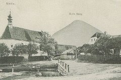 dobová pohlednice s motivem kostela