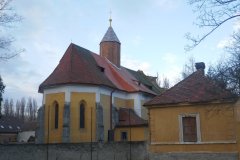 pohled zezadu zleva