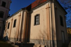 pohled zezadu zprava