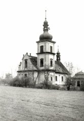 starší foto kostela