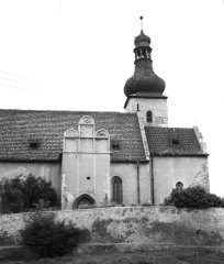 starší foto kostela